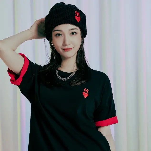 Mũ MLB Heart Beanie New York Yankees 3ABNM0916-50BKS — ảnh 3