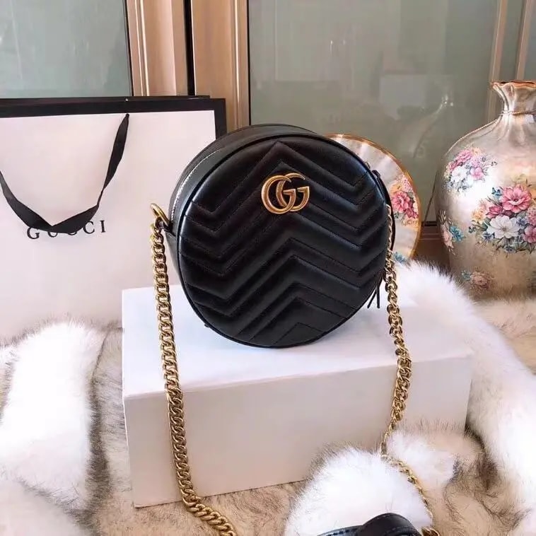 Túi Gucci GG Marmont Mini Round Shoulder Bag 550154 0OLET 1000 — ảnh 2