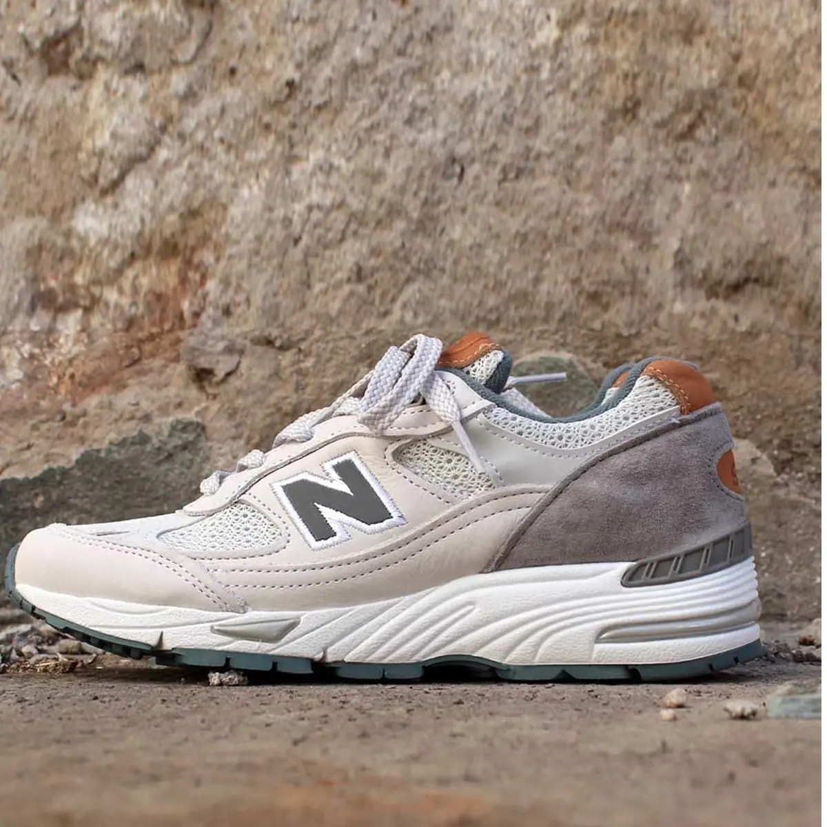 Giày New Balance Wmns 991 Made In England 'Light Grey' W991NBG — ảnh 3