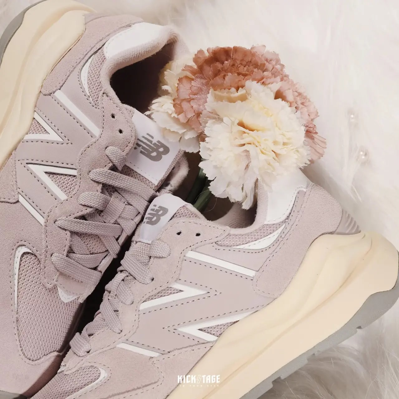Giày New Balance Wmns 5740 'Logwood Team Cream' W5740CD — ảnh 3