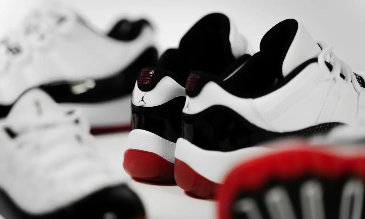 Giày Nike Air Jordan 11 Retro Low PS 'Concord Bred' 505835-160 — ảnh 5