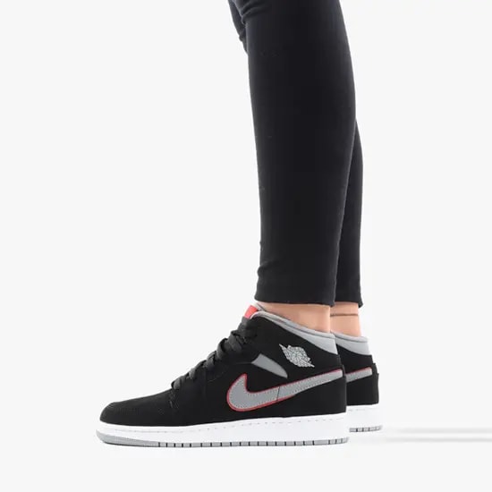Giày Nike Air Jordan 1 Mid GS 'Black Particle Grey' 554725-060 — ảnh 3