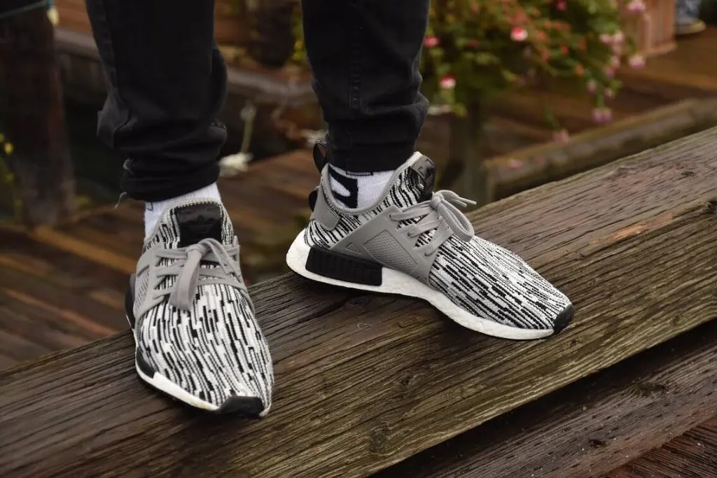 Giày Adidas NMD XR1 Primeknit 'Oreo' BY1910 — ảnh 2