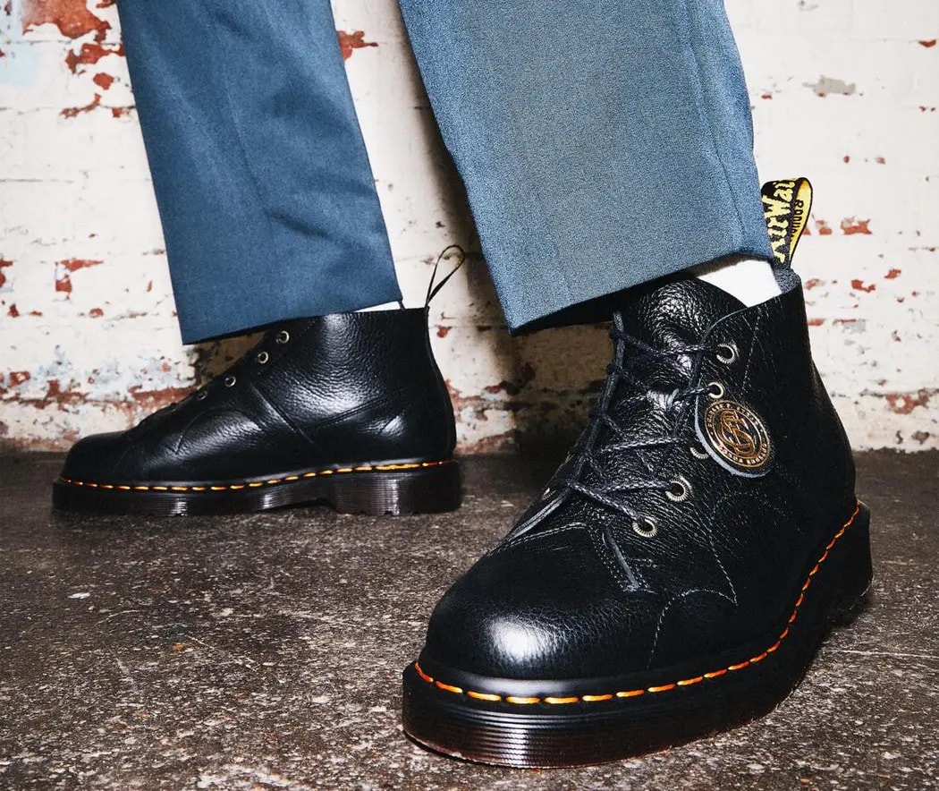 Giày Dr Martens Church Buckingham 'Black' 26857001 — ảnh 2