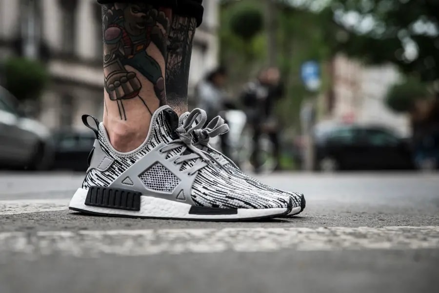 Giày Adidas NMD XR1 Primeknit 'Oreo' BY1910 — ảnh 4