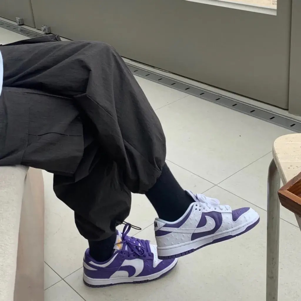 Giày Nike Wmns Dunk Low 'Flip The Old School' DJ4636-100 — ảnh 3