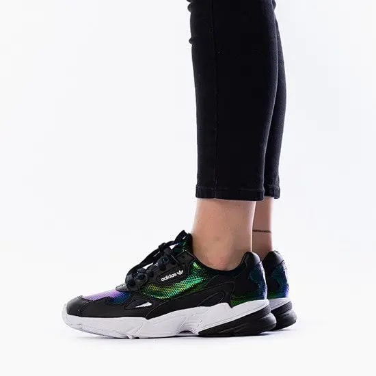 Giày Adidas Wmns Falcon 'Core Black Mystery Ruby' EF5517 — ảnh 3