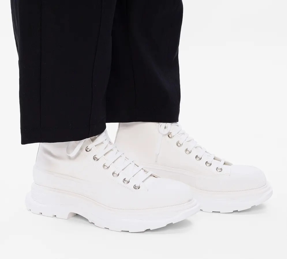 Giày Alexander McQueen Tread Slick Boots 'White' 604254-W4L32-9000 — ảnh 2