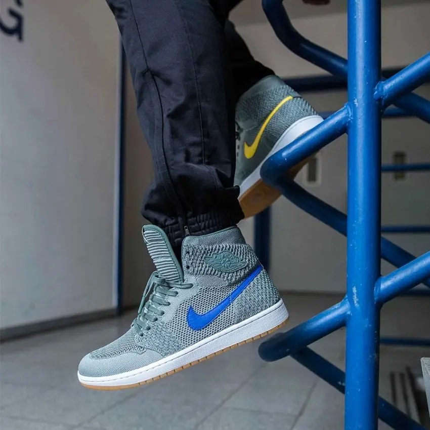 Giày Nike Air Jordan 1 High Flyknit 'Clay Green' 919704-333 — ảnh 3