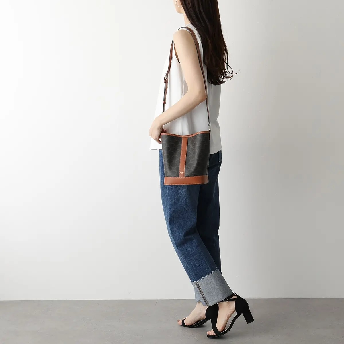 Túi Celine Small Bucket In Triomphe Canvas And Calfskin 191442CAS-04LU — ảnh 2