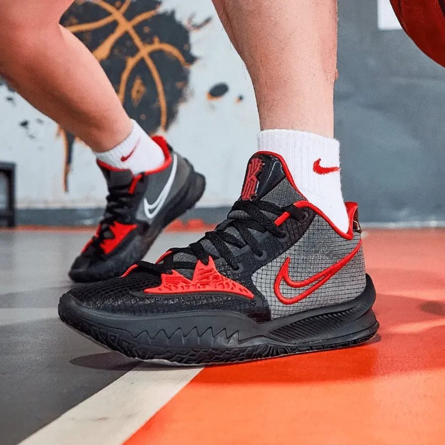 Giày Nike Kyrie Low 4 EP 'Black Red' CZ0105-006 — ảnh 3