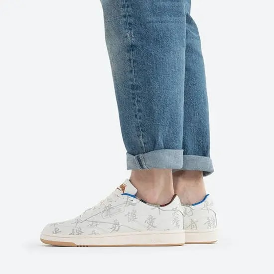 Giày Reebok Kung Fu Panda x Club C 85 'Chinese Calligraphy' GZ8633 — ảnh 2