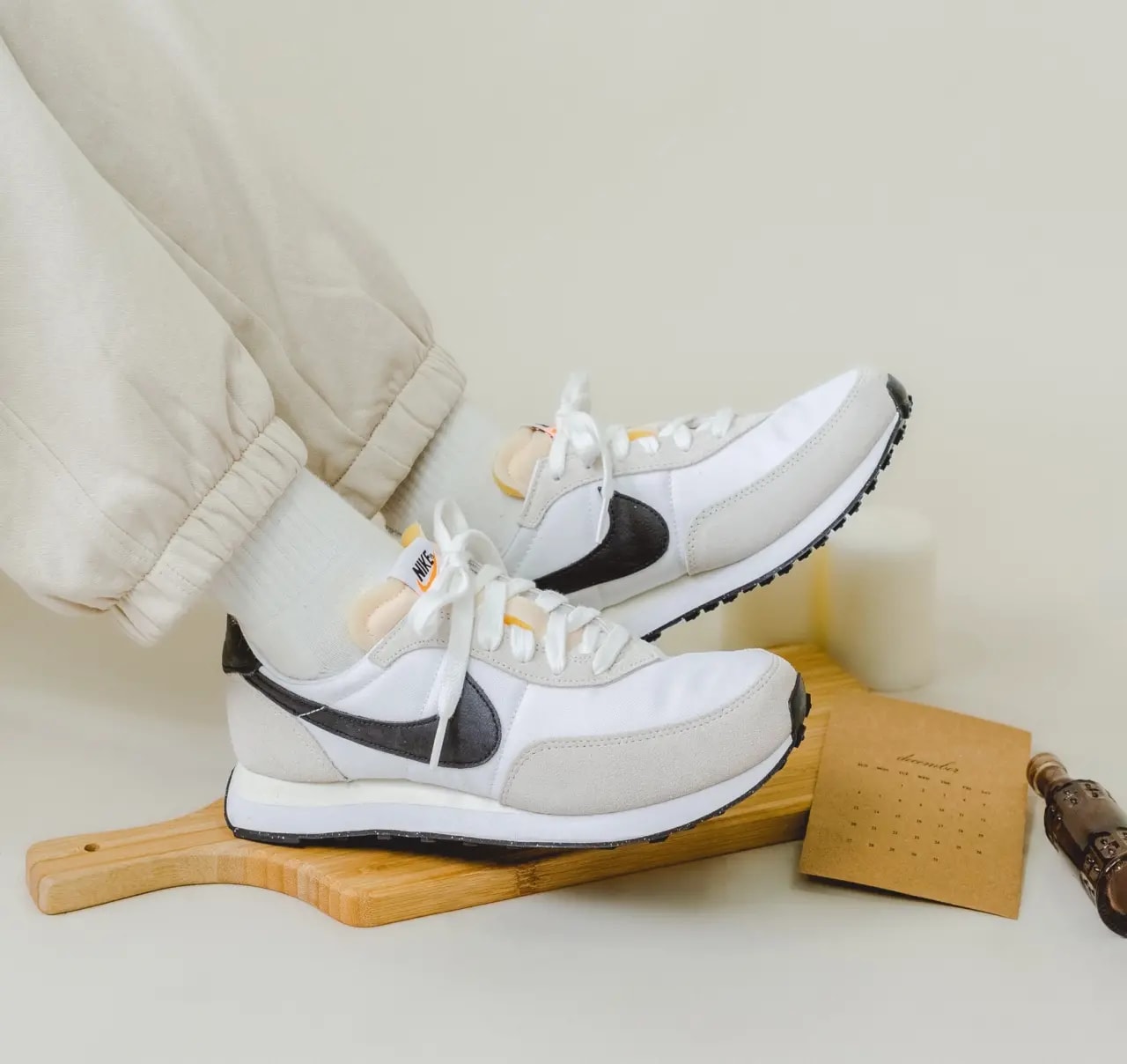 Giày Nike Waffle Trainer 2 GS 'Summit White Black' DC6477-100 — ảnh 4