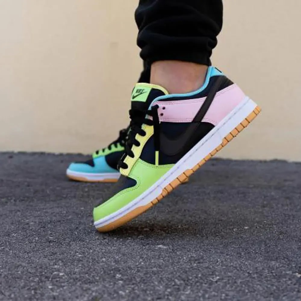 Giày Nike Dunk Low SE GS 'Free.99 Black' CZ2496-001 — ảnh 2
