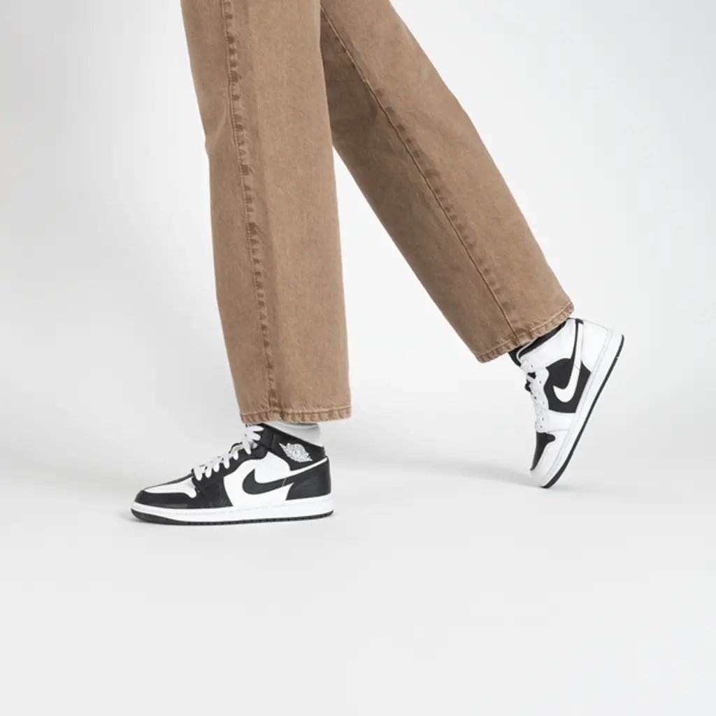Giày Nike Wmns Air Jordan 1 Mid SE 'Homage' DR0501-101 — ảnh 2