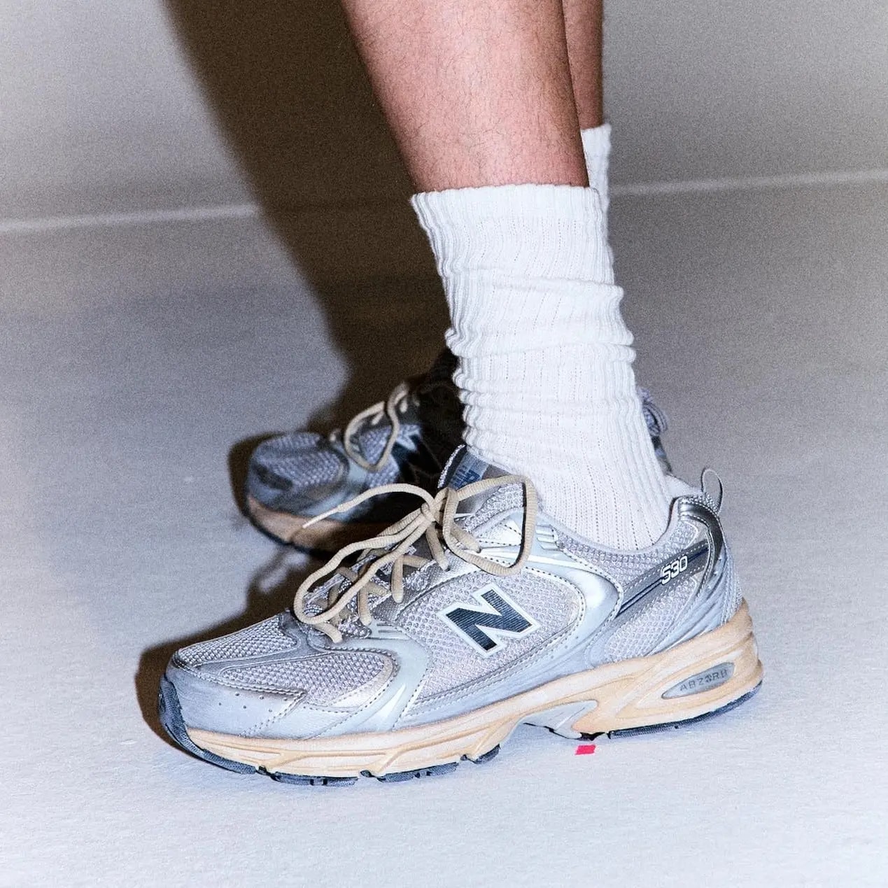 Giày New Balance 530 Vintage 'Metallic Silver' MR530VS — ảnh 3