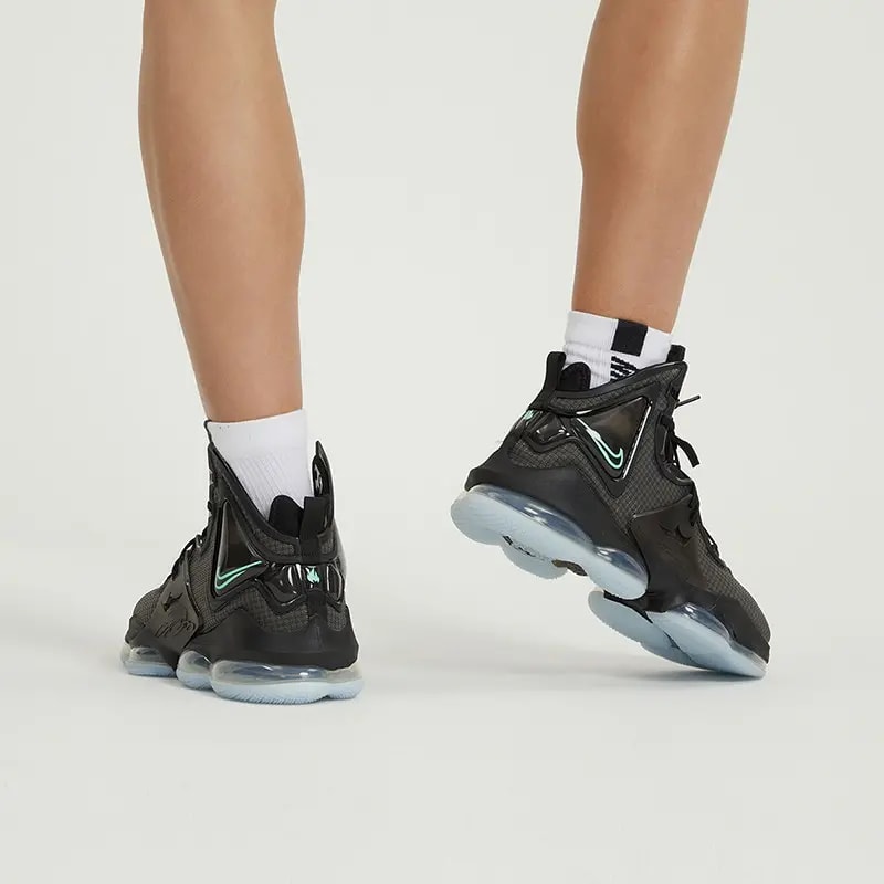 Giày Nike LeBron 19 'Black Aqua' DC9340-003 — ảnh 5