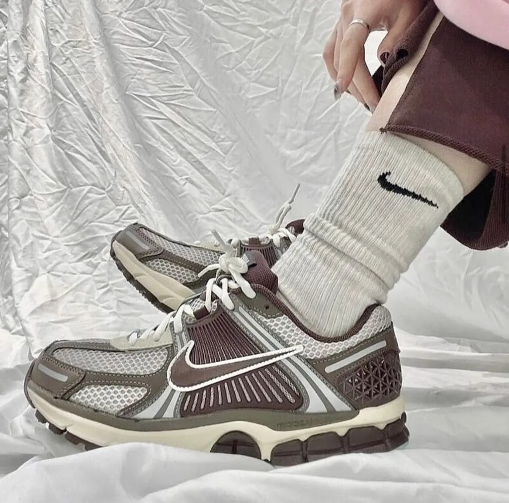 Giày Nike Zoom Vomero 5 'Earth Fossil' FD9920-022 — ảnh 3