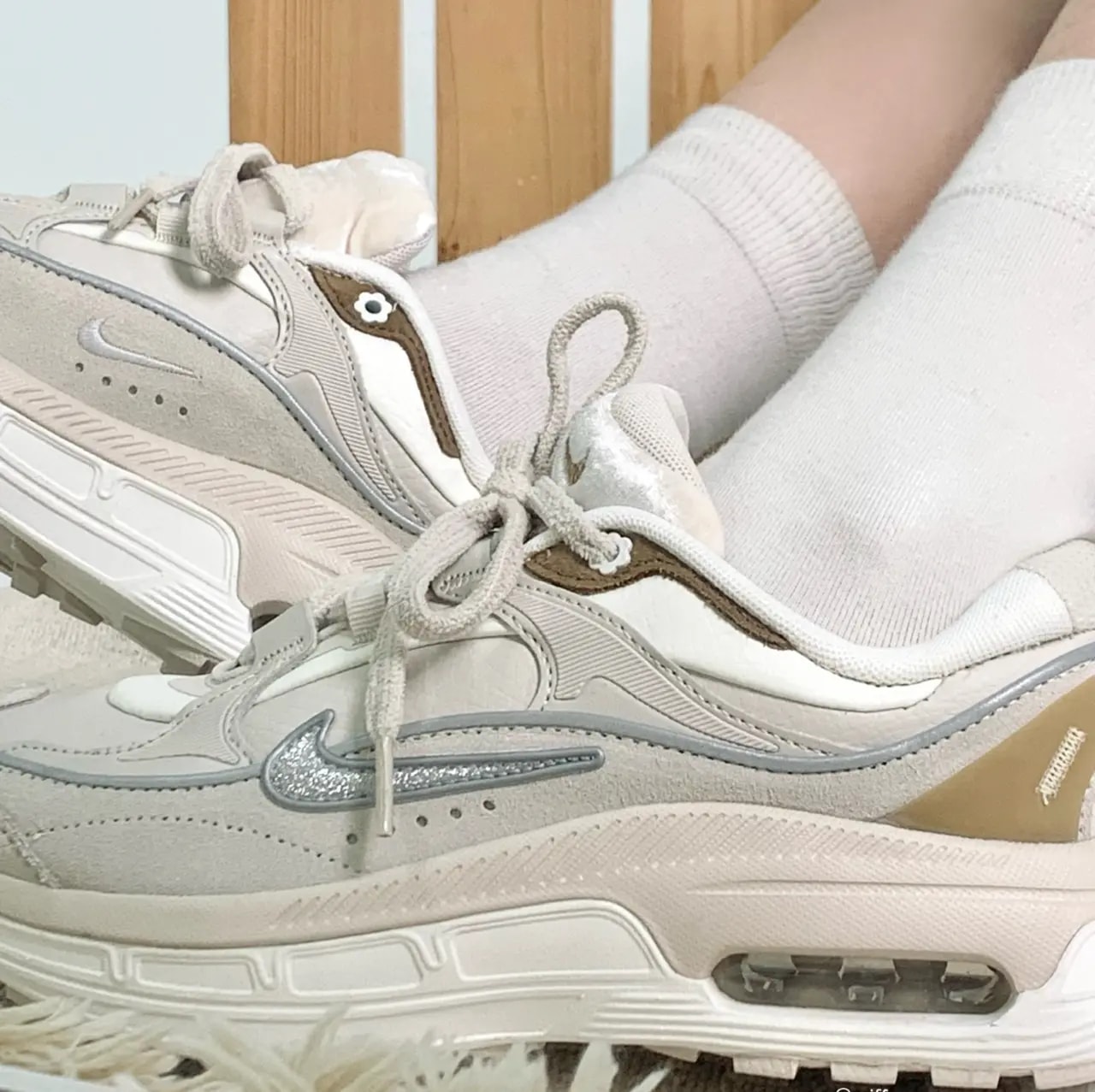 Giày Nike Air Max Bliss 'Bling' FB1860-101 — ảnh 4