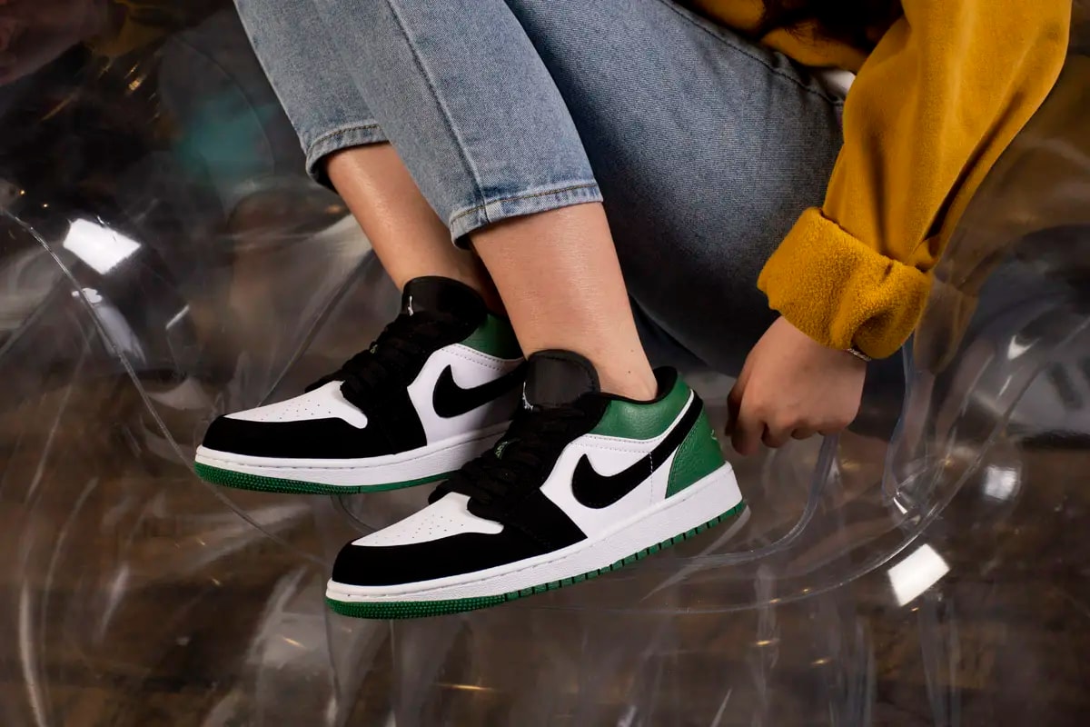Giày Nike Air Jordan 1 Low "Mystic Green" 553558-113 — ảnh 5