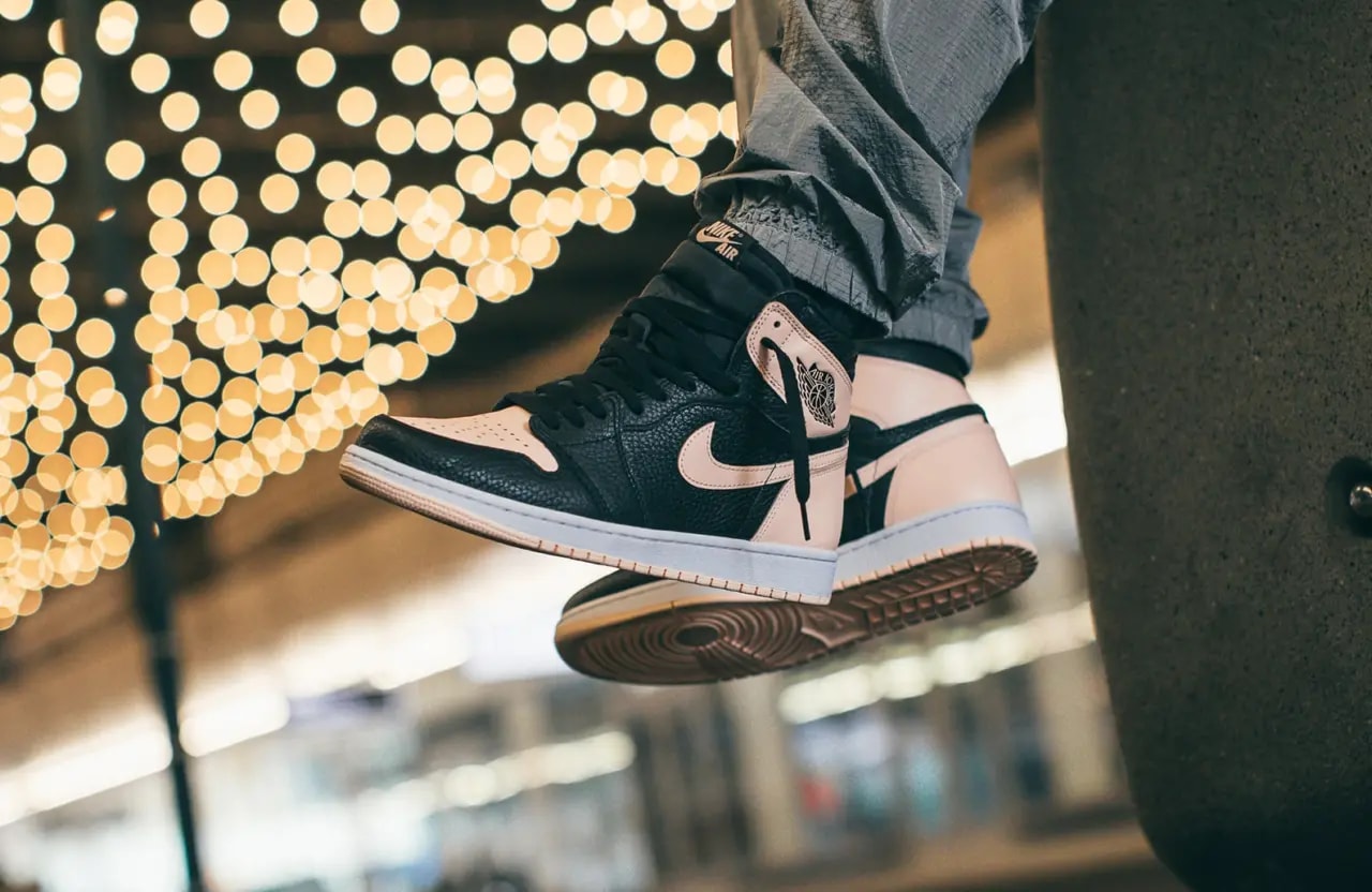Giày Nike Air Jordan 1 Retro High OG 'Crimson Tint' 555088-081 — ảnh 5