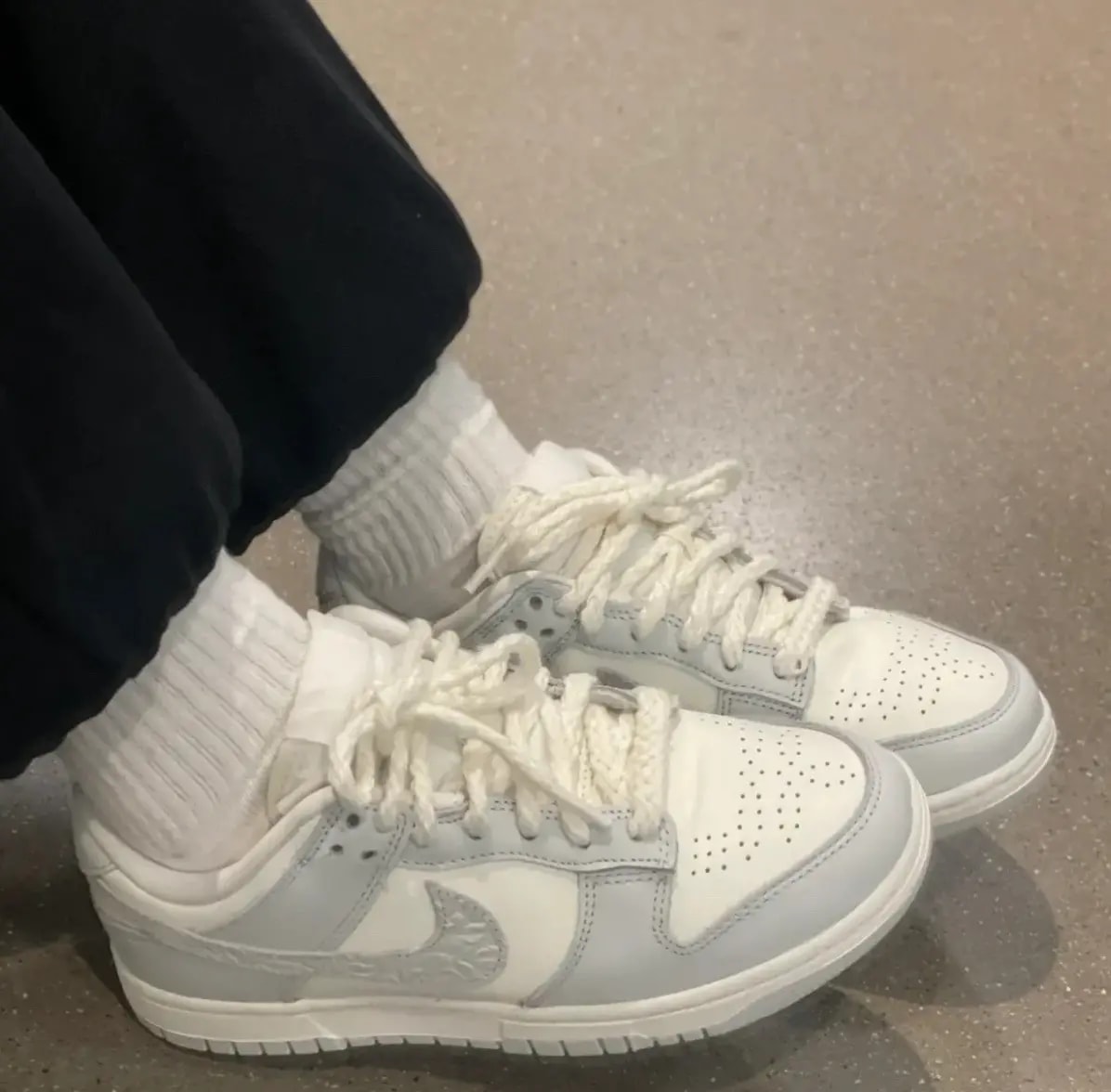 Giày Nike Dunk Low Needlework Sail Aura 'Grey' FJ4553-133 — ảnh 4
