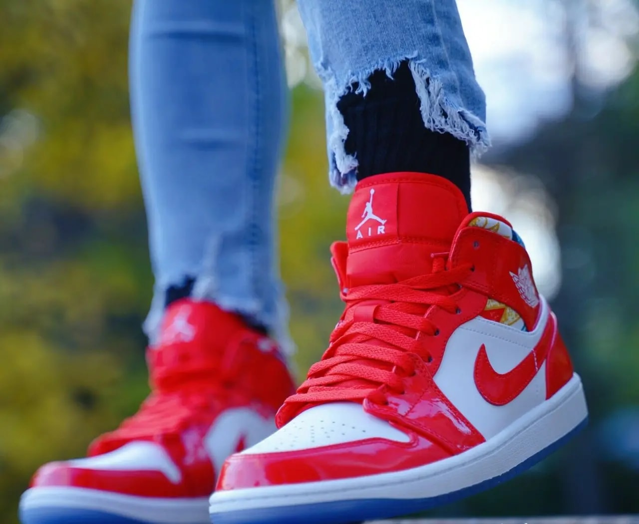 Giày Nike Air Jordan 1 Mid SE 'Barcelona Sweater' DC7294-600 — ảnh 3
