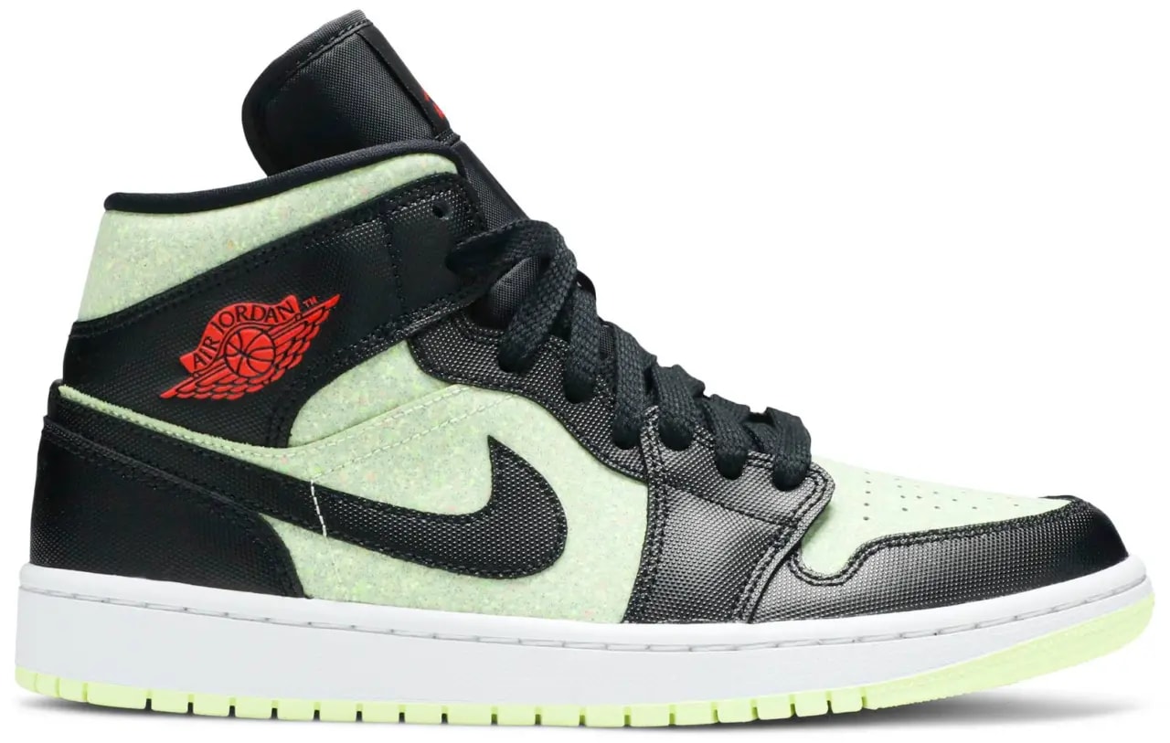 Giày Nike Wmns Air Jordan 1 Mid SE 'Black Barely Volt' CV5276-003 — kich-thuoc: lien-he-order Giày Nike Wmns Air Jordan 1 Mid SE 'Black Barely Volt' CV5276-003 — kich-thuoc: lien-he-order
