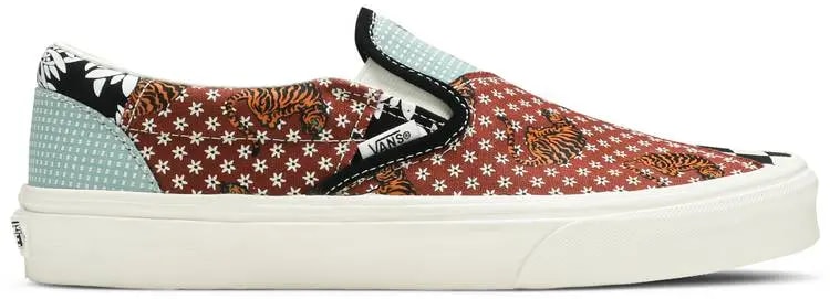 Giày Vans Classic Slip-On 'Tiger Patchwork' VN0A4U381IO — kich-thuoc: lien-he-order