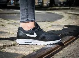Giày Nike Air Max 1 Ultra Essentials Wmns 'Black' 704993-007 — ảnh 4