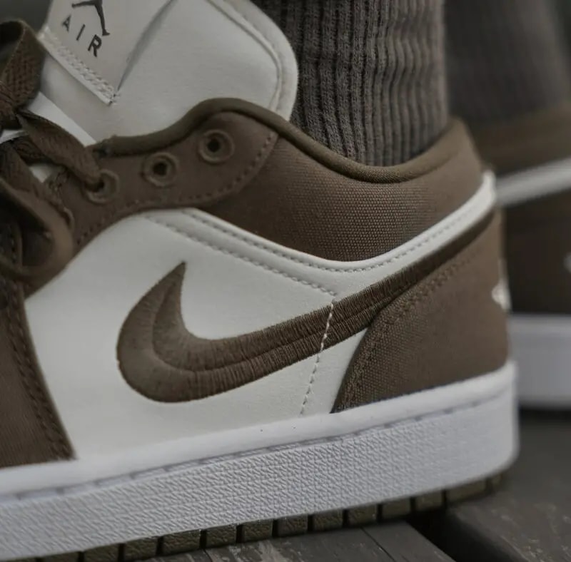 Giày Nike Air Jordan 1 Low SE 'Light Olive' DV0426-301 — ảnh 4