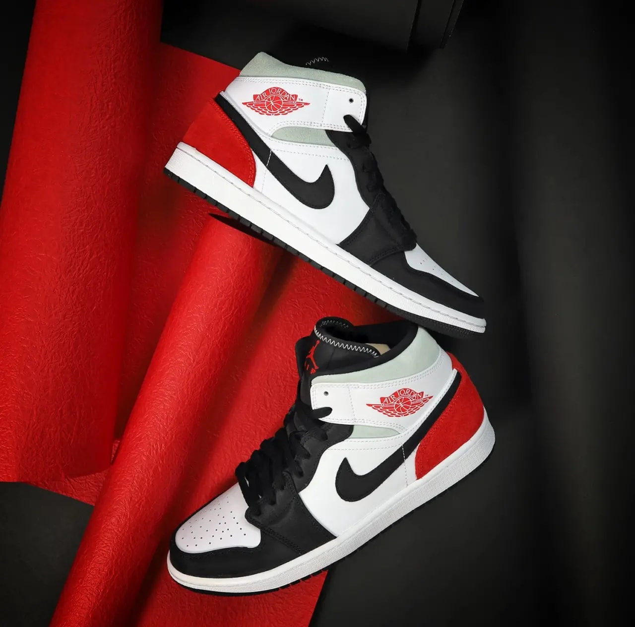 Giày Nike Air Jordan 1 Mid SE 'Union Black Toe' 852542-100 — ảnh 4