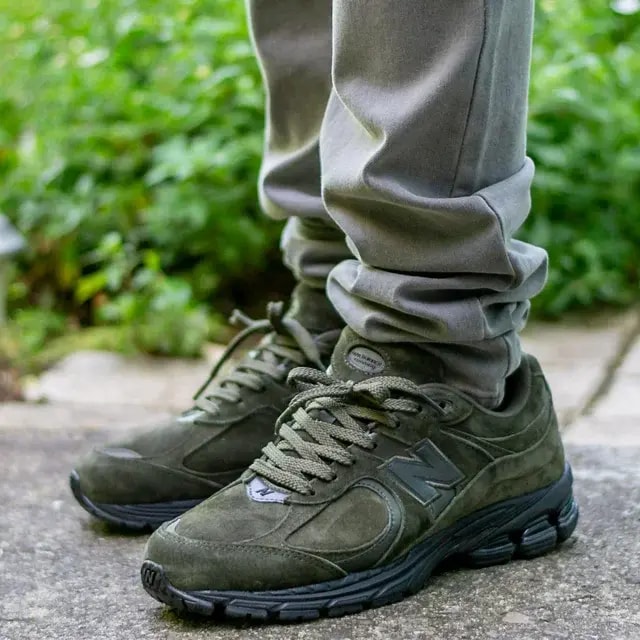 Giày New Balance 2002R 'Olive' ML2002RM — ảnh 2
