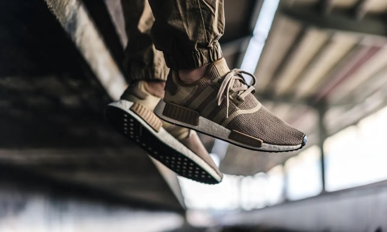 Giày Adidas NMD R1 "Raw Gold" B79760 — ảnh 4