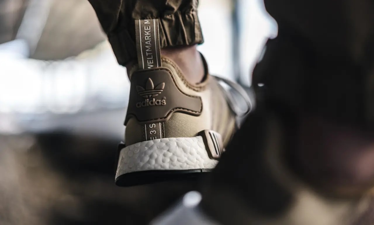 Giày Adidas NMD R1 "Raw Gold" B79760 — ảnh 5