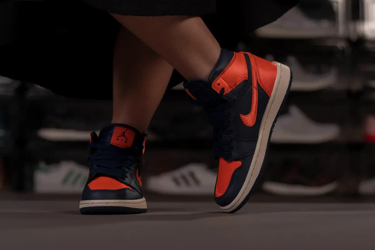 Giày Nike Wmns Air Jordan 1 Retro High 'Blue Void' AH7389-408 — ảnh 4