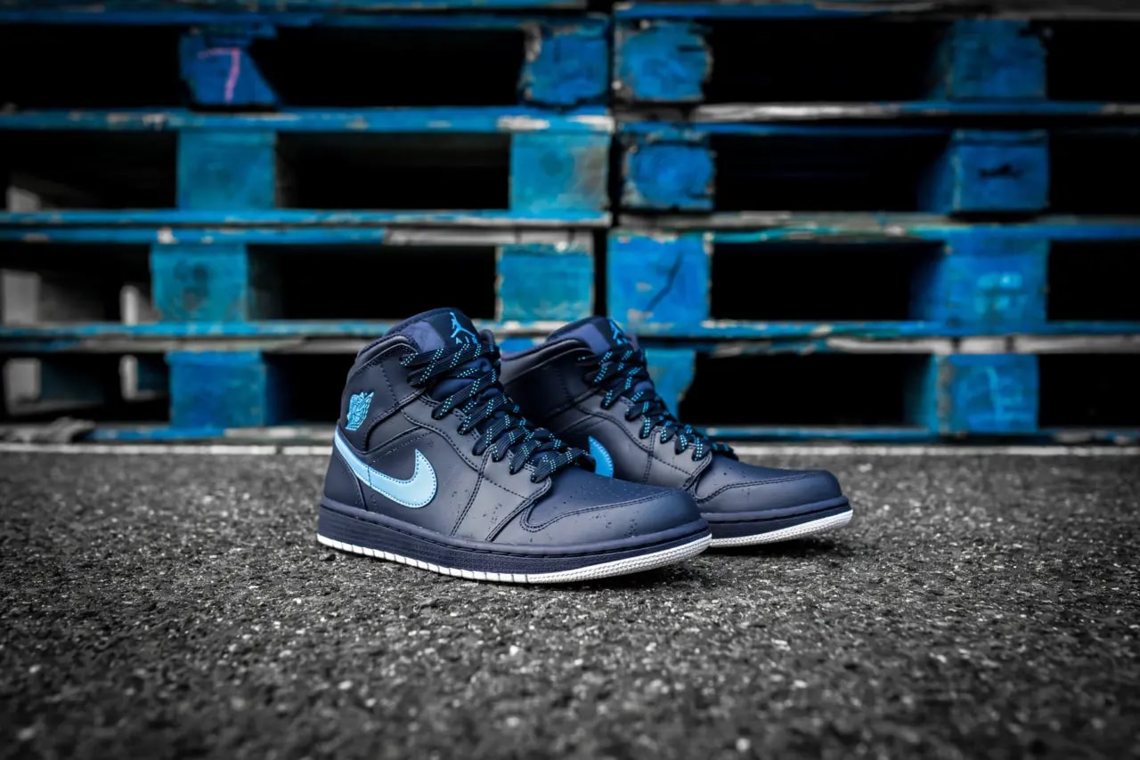 Giày Nike Air Jordan 1 Mid 'Obsidian University' 554724-405 — ảnh 4