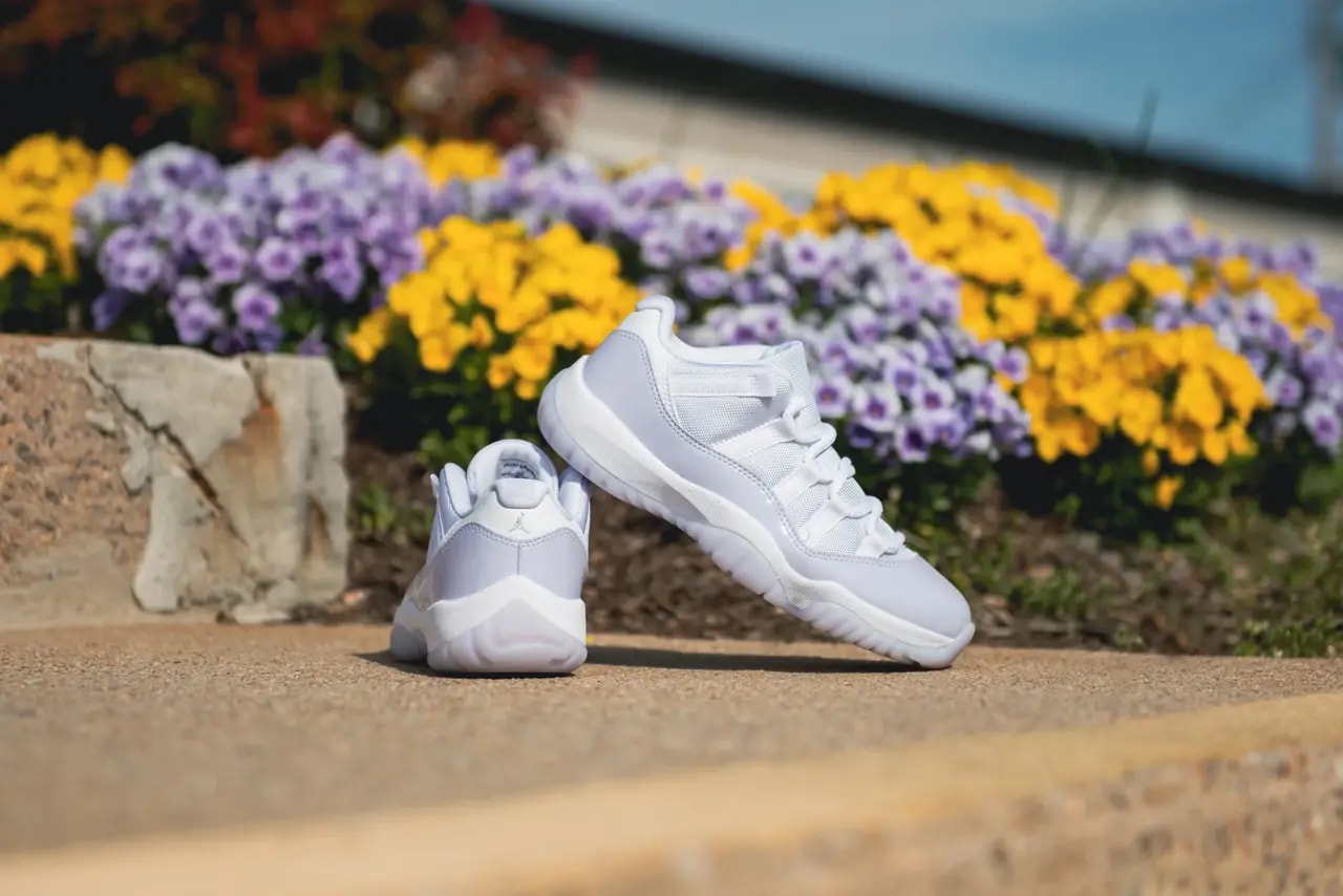 Giày Nike Air Jordan 11 Retro Low 'Pure Violet' AH7860-101 — ảnh 3
