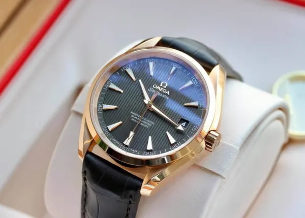 Đồng Hồ Omega Seamaster 'Gold' 231-53-42-21-06-002 — ảnh 2