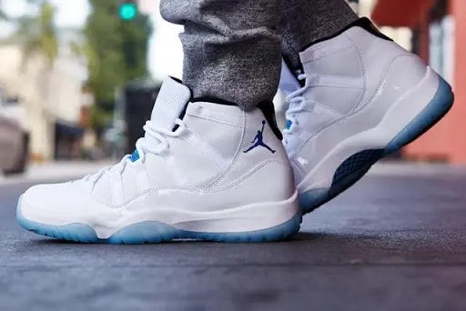 Giày Air Jordan 11 Retro Low GS 'Legend Blue' 528896-117 — ảnh 2
