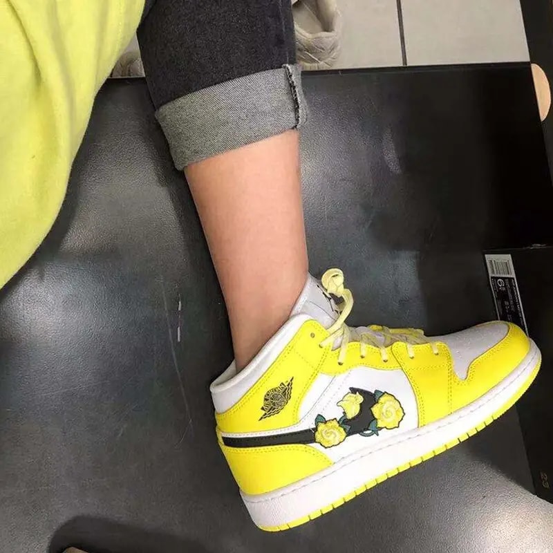 Giày Nike Air Jordan 1 Mid 'Dynamic Yellow Floral' AV5174-700 — ảnh 2