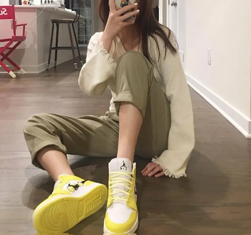 Giày Nike Air Jordan 1 Mid 'Dynamic Yellow Floral' AV5174-700 — ảnh 3