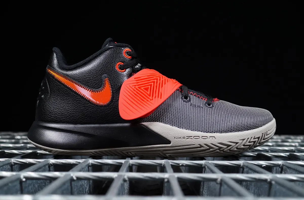 Giày Nike Zoom Kyrie Flytrap 3 'Black Chile Red' BQ3060-011 — ảnh 2