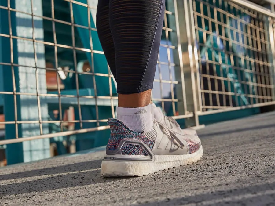 Giày Adidas UltraBoost 19 'Refract' B37708 — ảnh 2