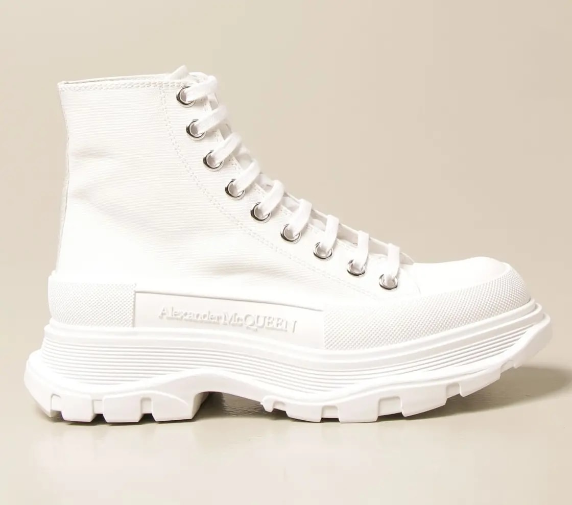 Giày Alexander McQueen Wmns Tread Slick Boots 'White' 611706-W4L32-9000 — ảnh 3