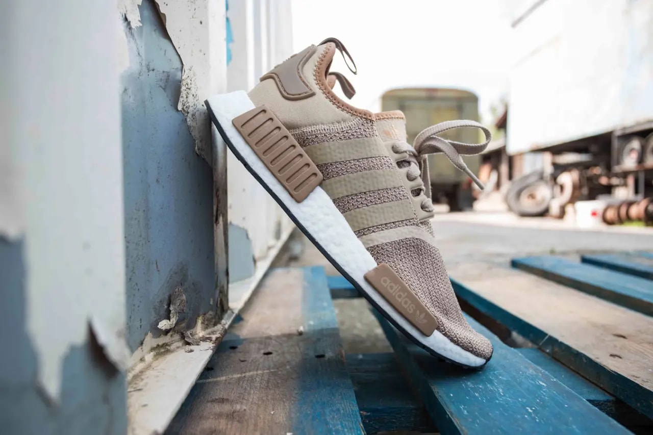 Giày Adidas NMD R1 "Raw Gold" B79760 — ảnh 2
