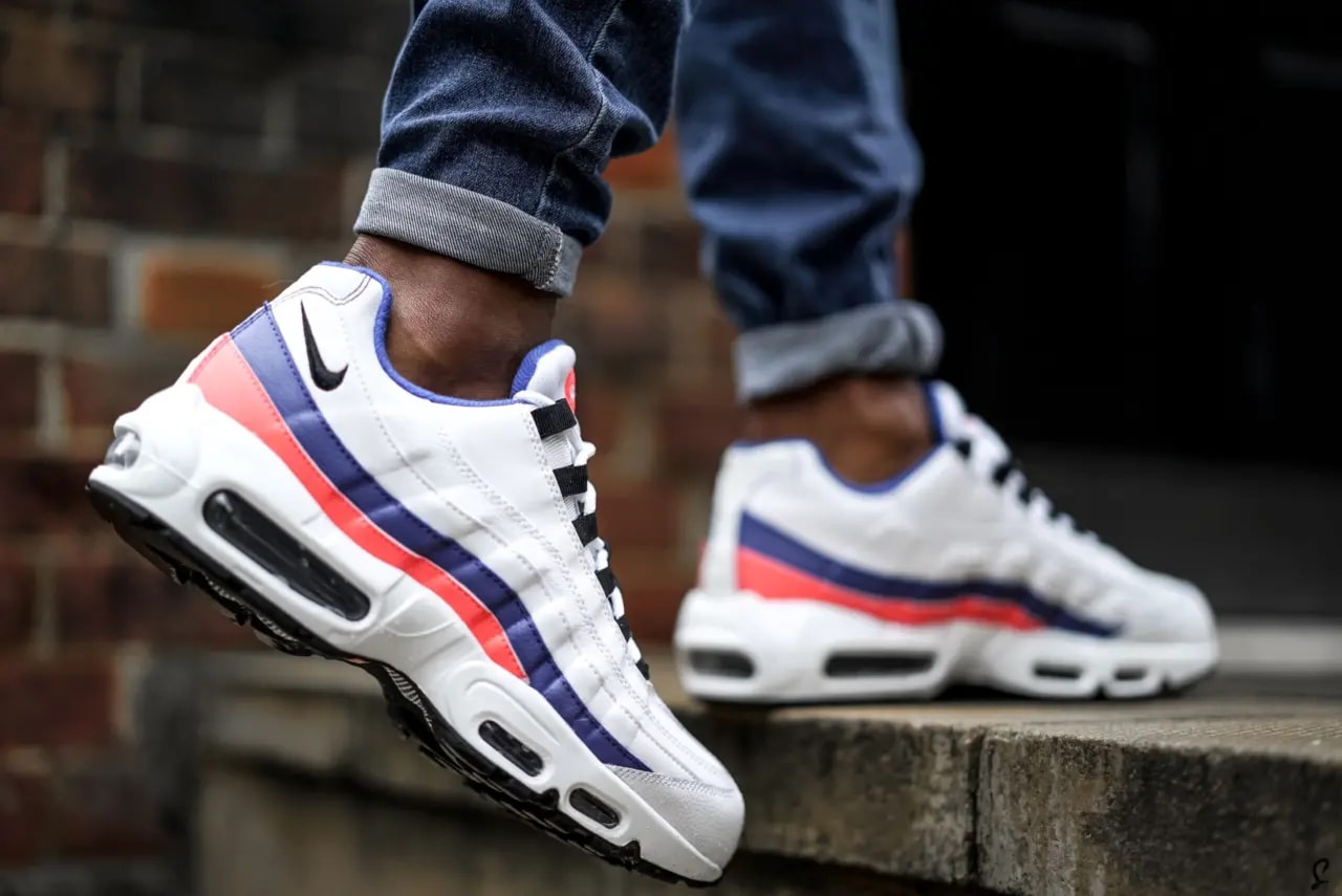 Giày Nike Air Max 95 Essential 'White Solar Red' 749766-106 — ảnh 3