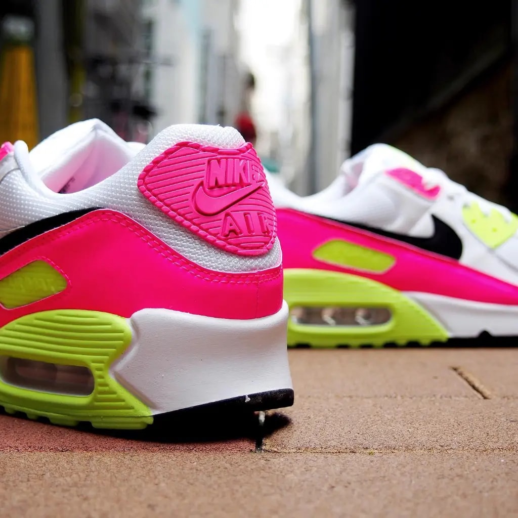 Giày Nike Wmns Air Max 90 GS 'Pink Volt' CT1030-100 — ảnh 3