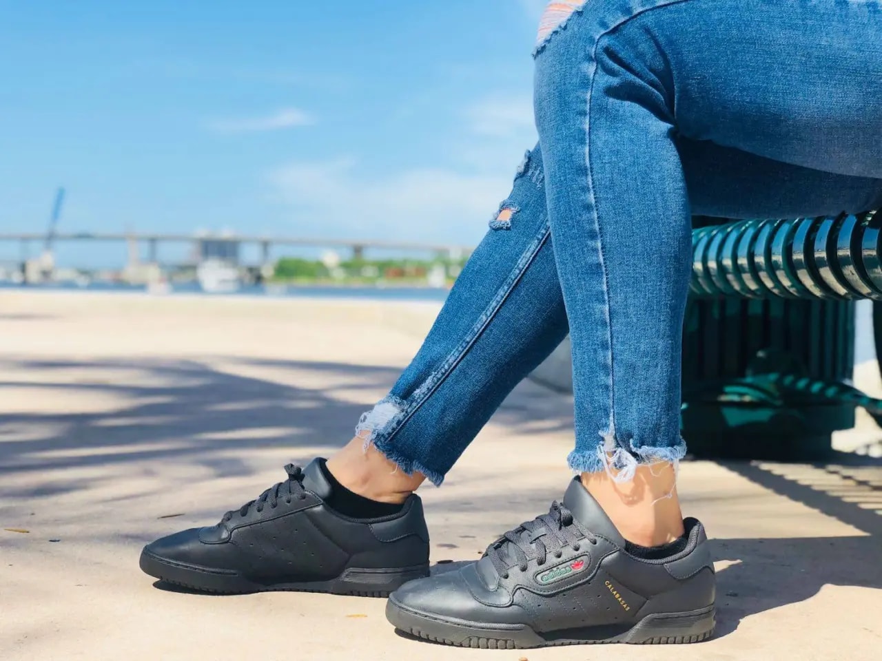 Giày Adidas Yeezy Powerphase Calabasas 'Core Black' CG6420 — ảnh 2