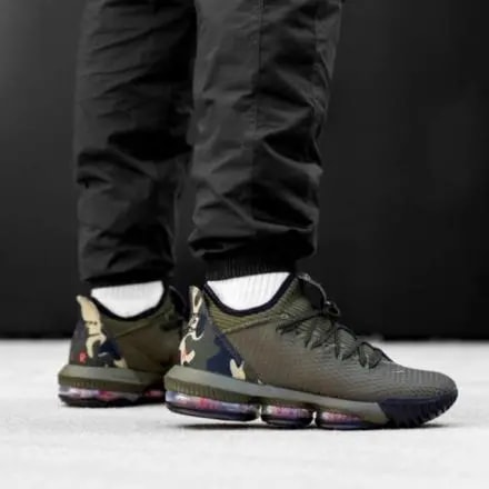 Giày Nike LeBron 16 Low 'Camo' CI2668-300 — ảnh 3